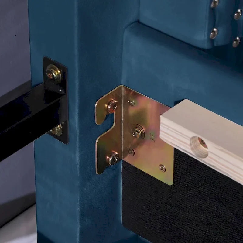 Morden Fort King Size Velvet Upholstered Platform Bed Frame with 6 inches Metal Legs