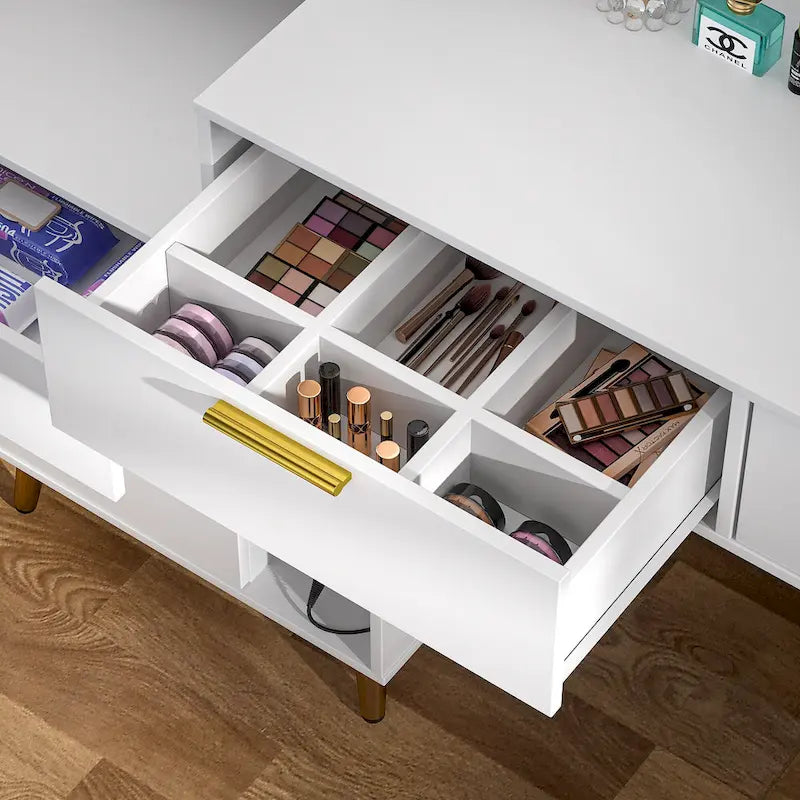 Makeup Vanity with Pegboard and Hutch, Bedroom Vanity Table with Charge Station and LED Light - N/A